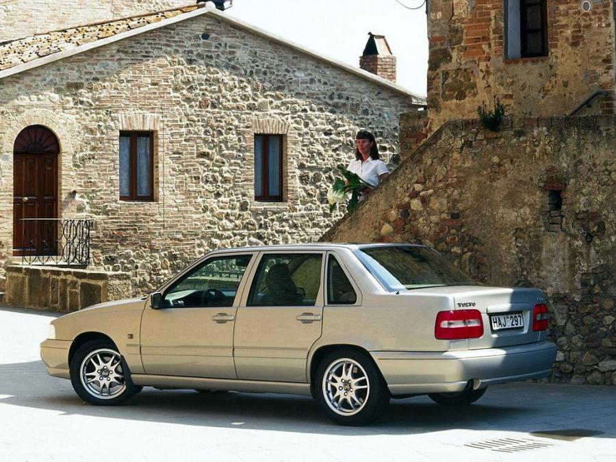  Volvo S70 1997 года  (фото 5 из 6)